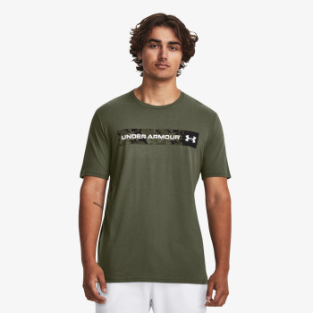Under Armour Camo Chest Stripe